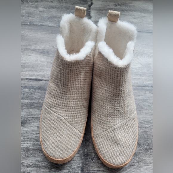 TOMS Lola Bootie Slipper Size 7 - Picture 3 of 8